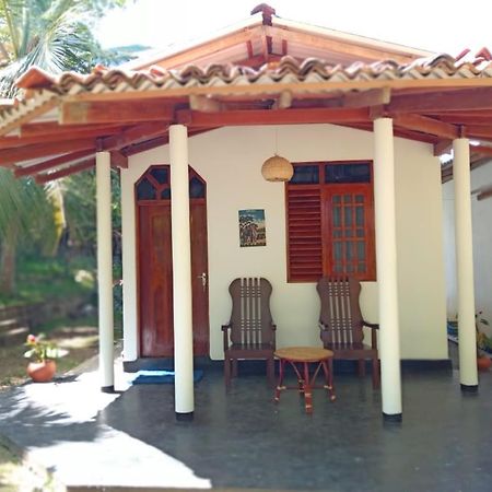 탕갈레 Peacock Garden B&B 외부 사진
