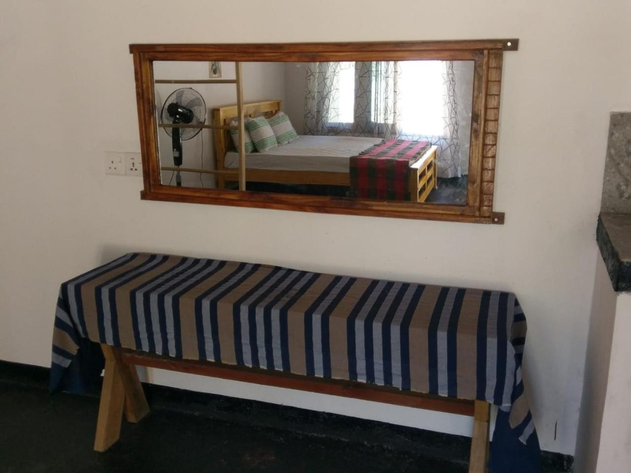 탕갈레 Peacock Garden B&B 외부 사진